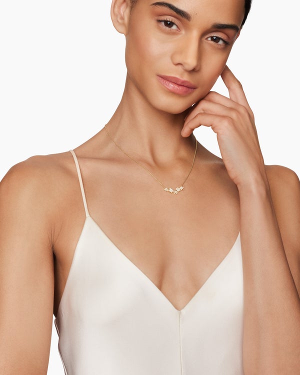 Starburst Cluster Station Necklace in 18K Yellow Gold with Diamonds