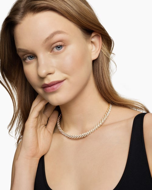 Womens Sculpted Cable Flex Necklace in 18K Yellow Gold with Diamonds, 7.5mm