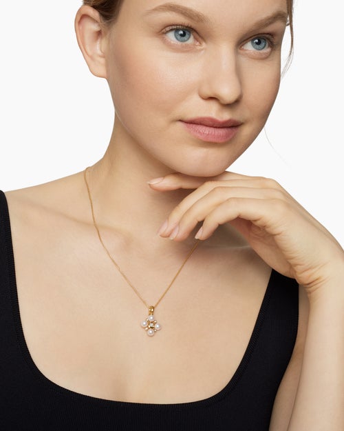 Womens Renaissance® Pearl Necklace in 18K Yellow Gold with Pearls and Diamonds, 20mm