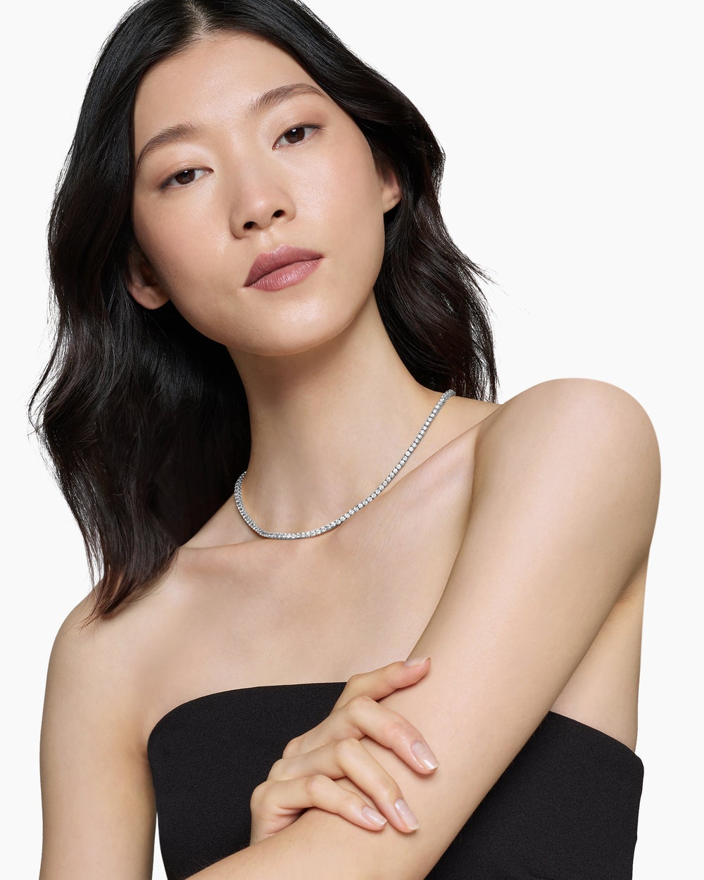 Womens Tennis Necklace in 18K White Gold with Diamonds, 3mm