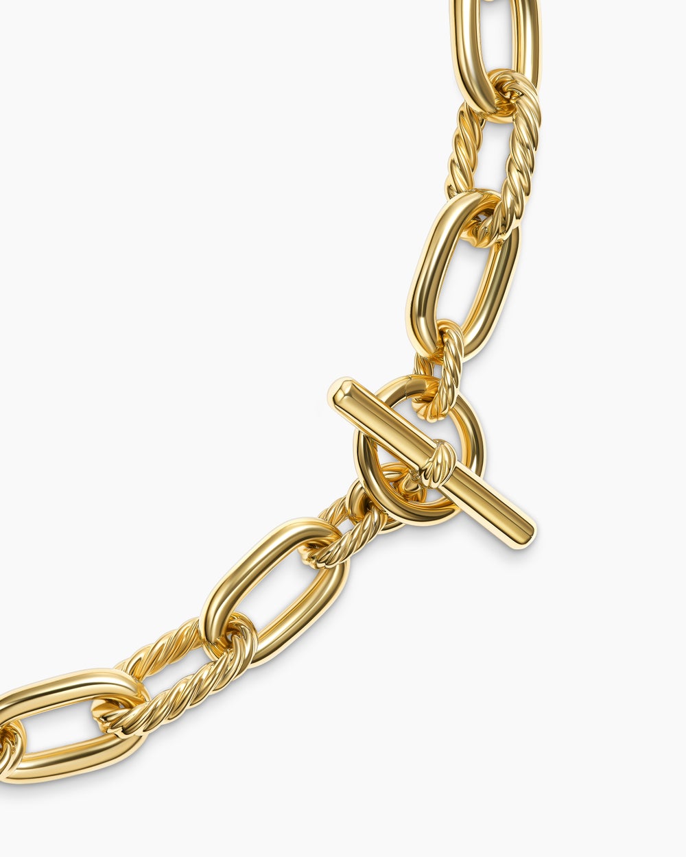 Womens DY Madison Toggle Necklace in 18K Yellow Gold, 13.5mm
