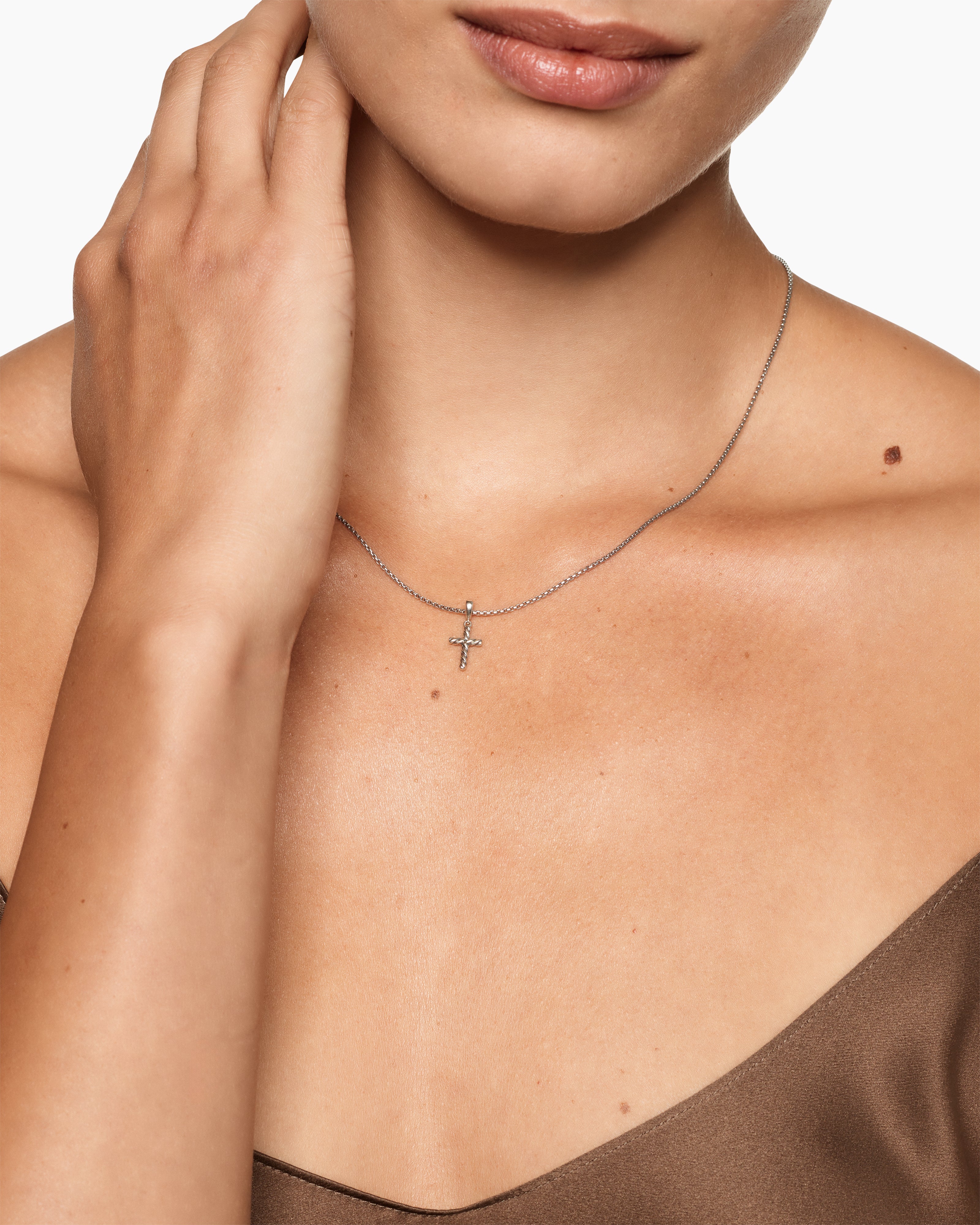 Cable Cross Pendant Necklace in Sterling Silver, 17.5mm