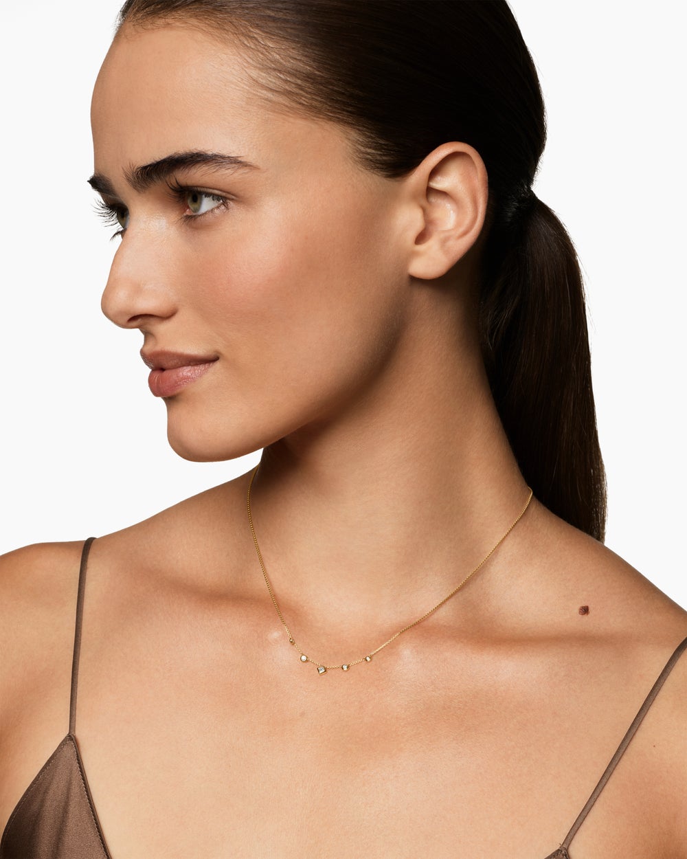 Womens Petite Modern Renaissance® Station Chain Necklace in 18K Yellow Gold with Diamonds, 3.4mm