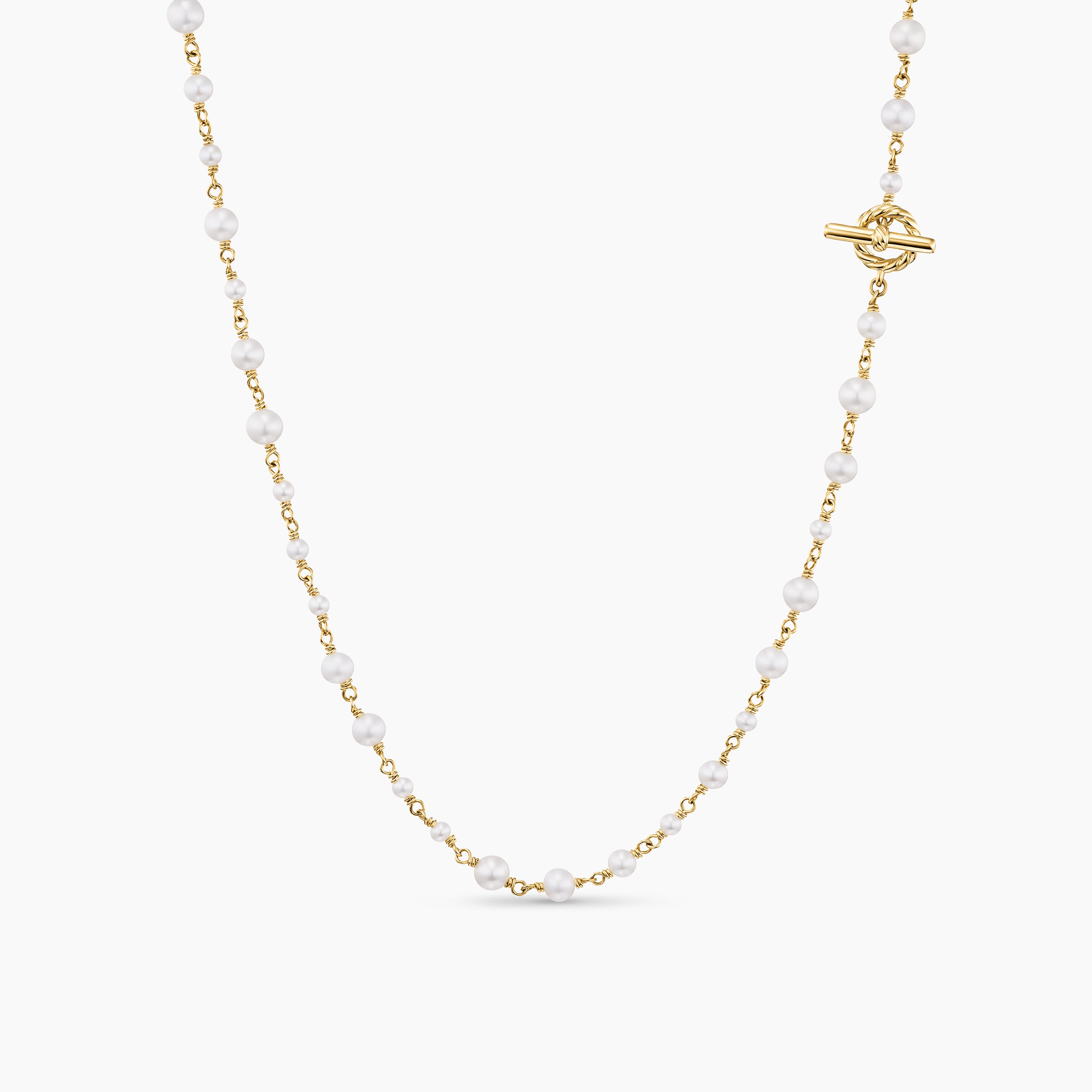 Womens Pearl Classics Toggle Chain Necklace in 18K Yellow Gold, 4.5mm
