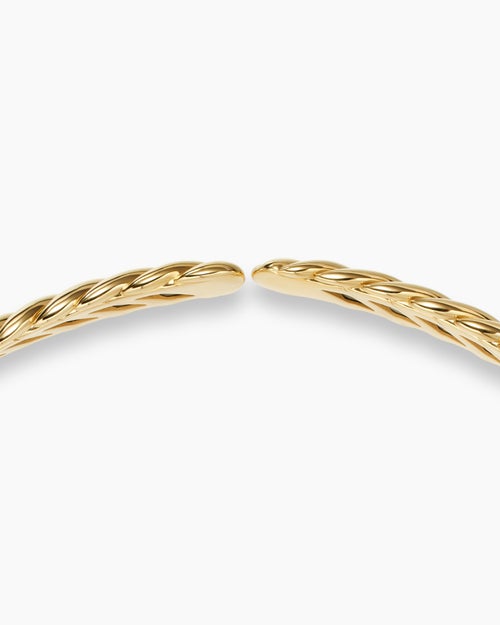 Womens Sculpted Cable Flex Necklace in 18K Yellow Gold with Diamonds, 11mm