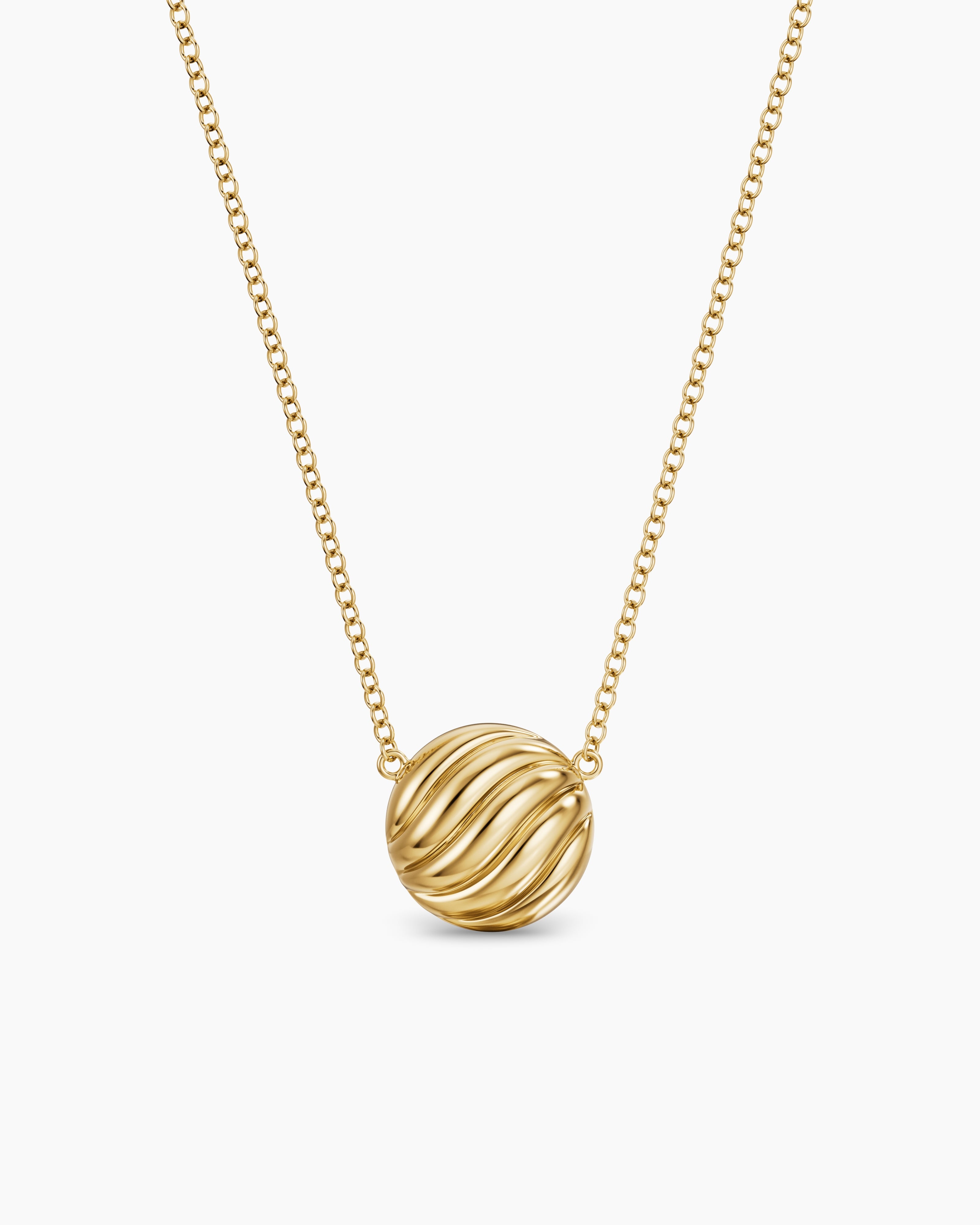 Womens Sculpted Cable Pendant Necklace in 18K Yellow Gold, 10mm