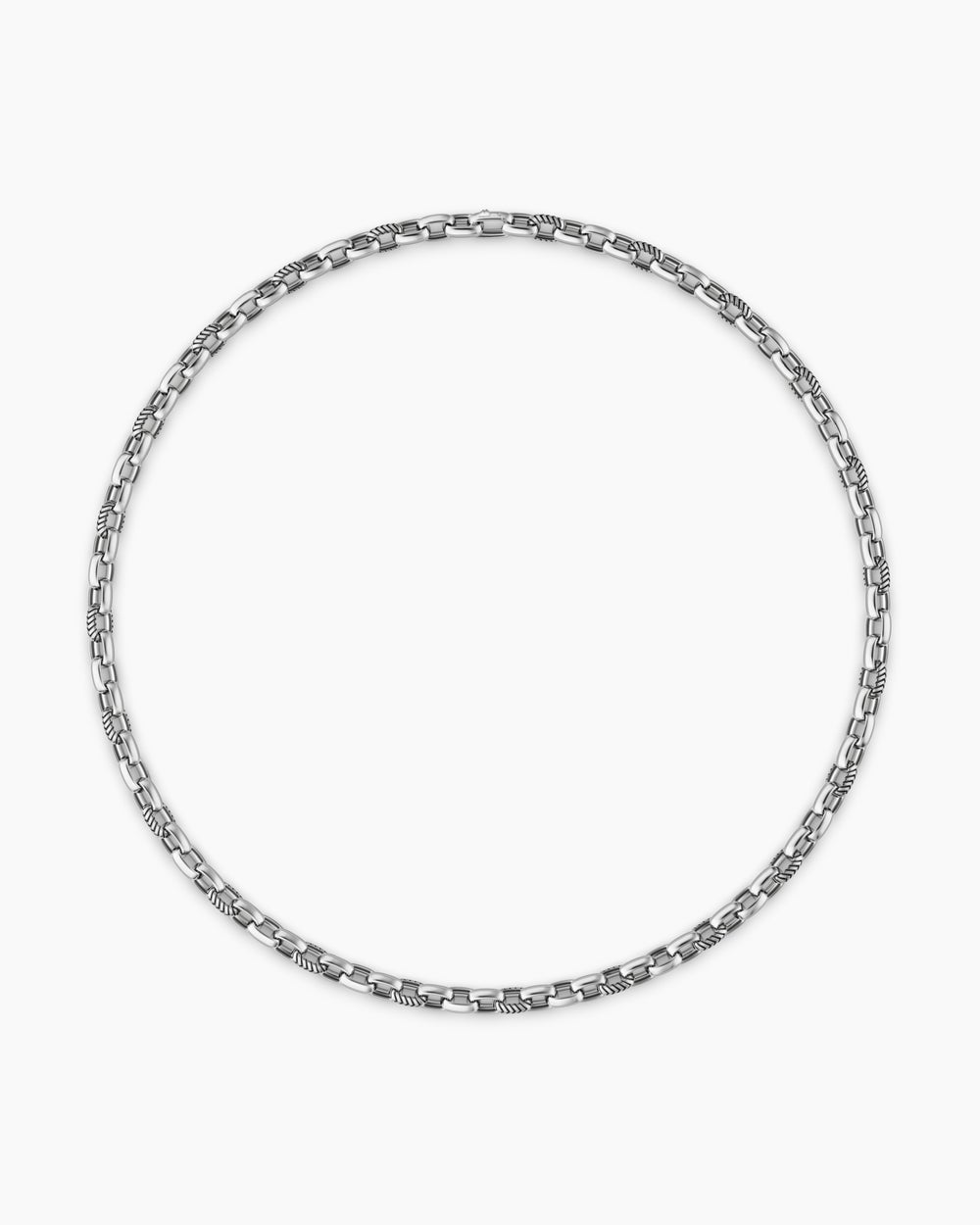 Mens Chevron Oval Link Necklace in Sterling Silver, 7mm