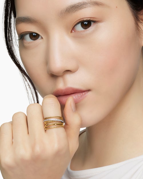 Womens Crossover Ring in 18K Yellow Gold with Diamonds, 12mm