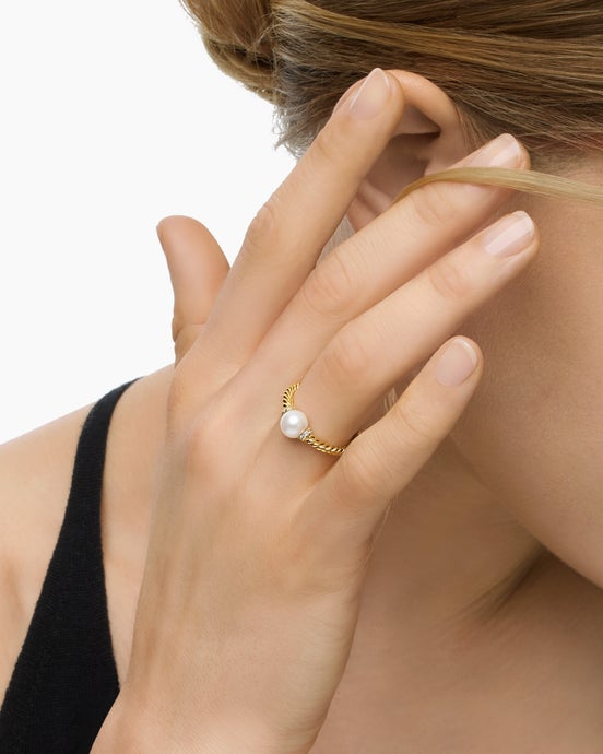 Petite Solari Station Ring in 18K Yellow Gold with Pearl and Diamonds, 2.3mm