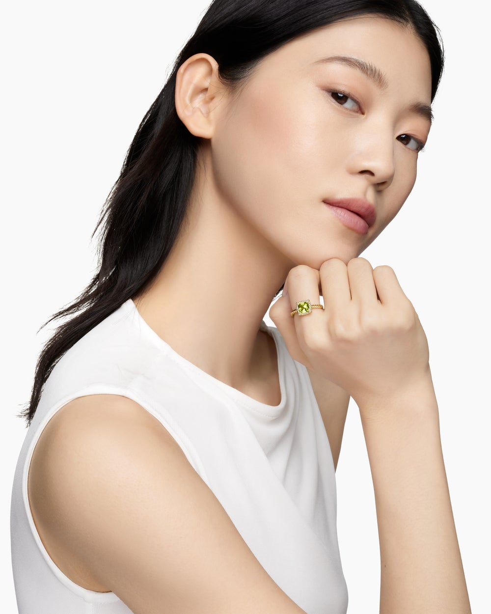 Womens Petite Chatelaine Pavé Bezel Ring in 18ct Yellow Gold, 7mm