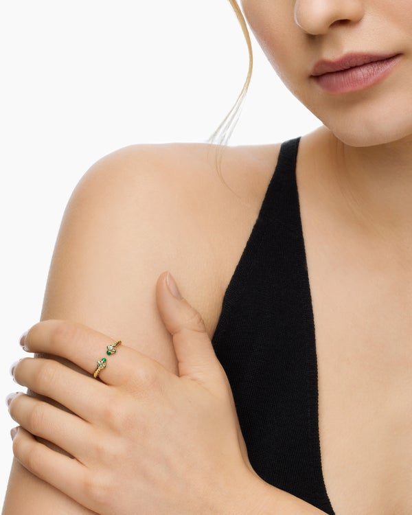 Renaissance Ring in 18K Yellow Gold with Emeralds, 2.3mm