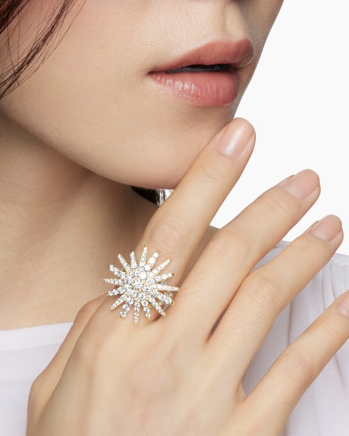 Womens Starburst Ring in 18K Yellow Gold with Diamonds, 28mm