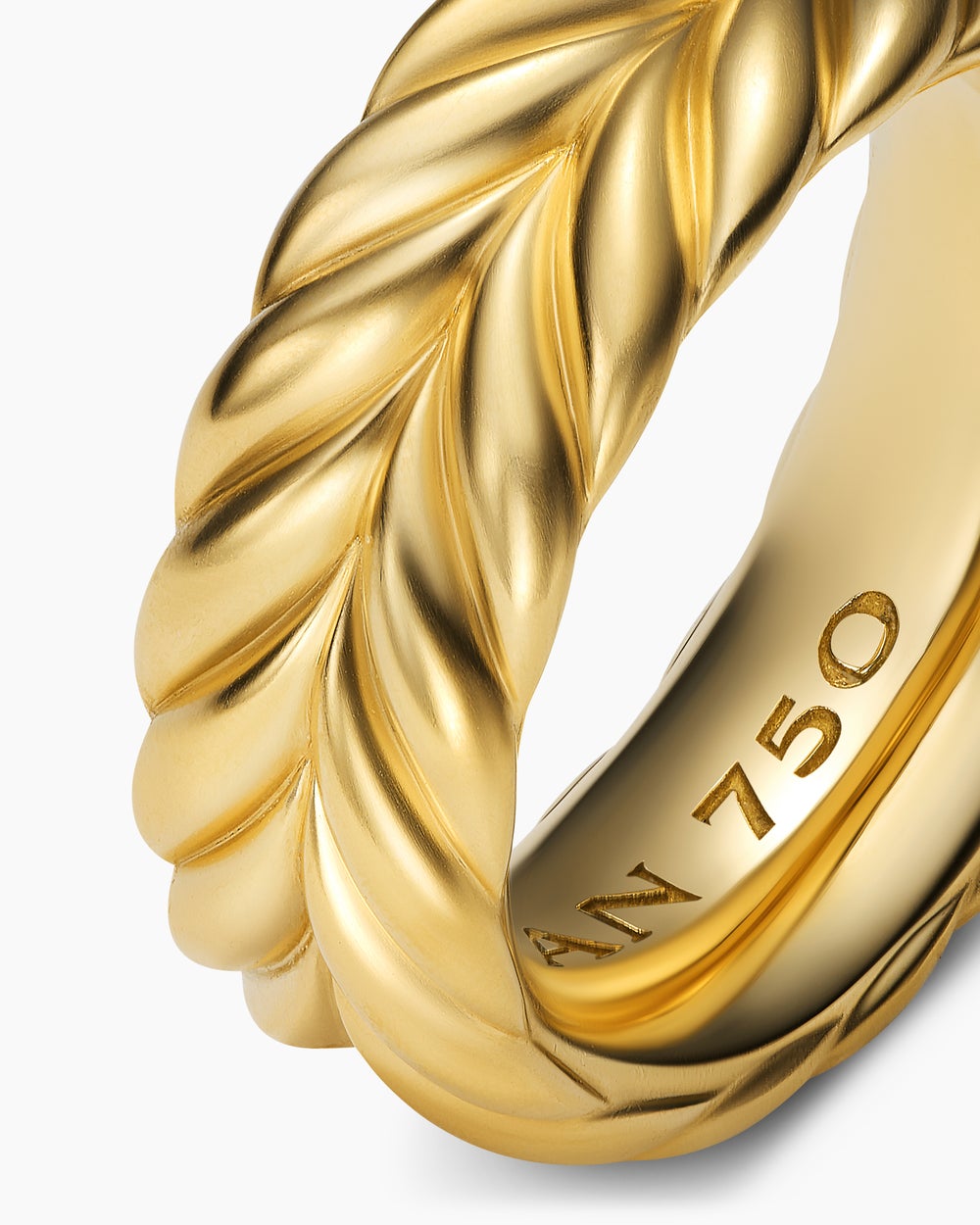Mens Chevron Band Ring in 18K Yellow Gold, 9mm