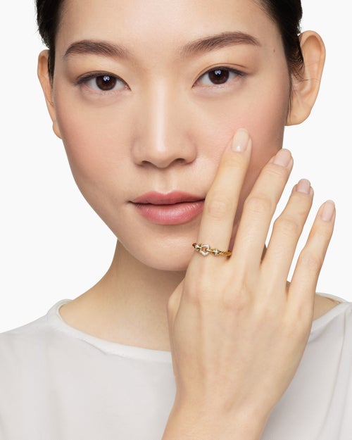 Womens Petite Buckle Ring in 18K Yellow Gold with Diamonds, 2mm