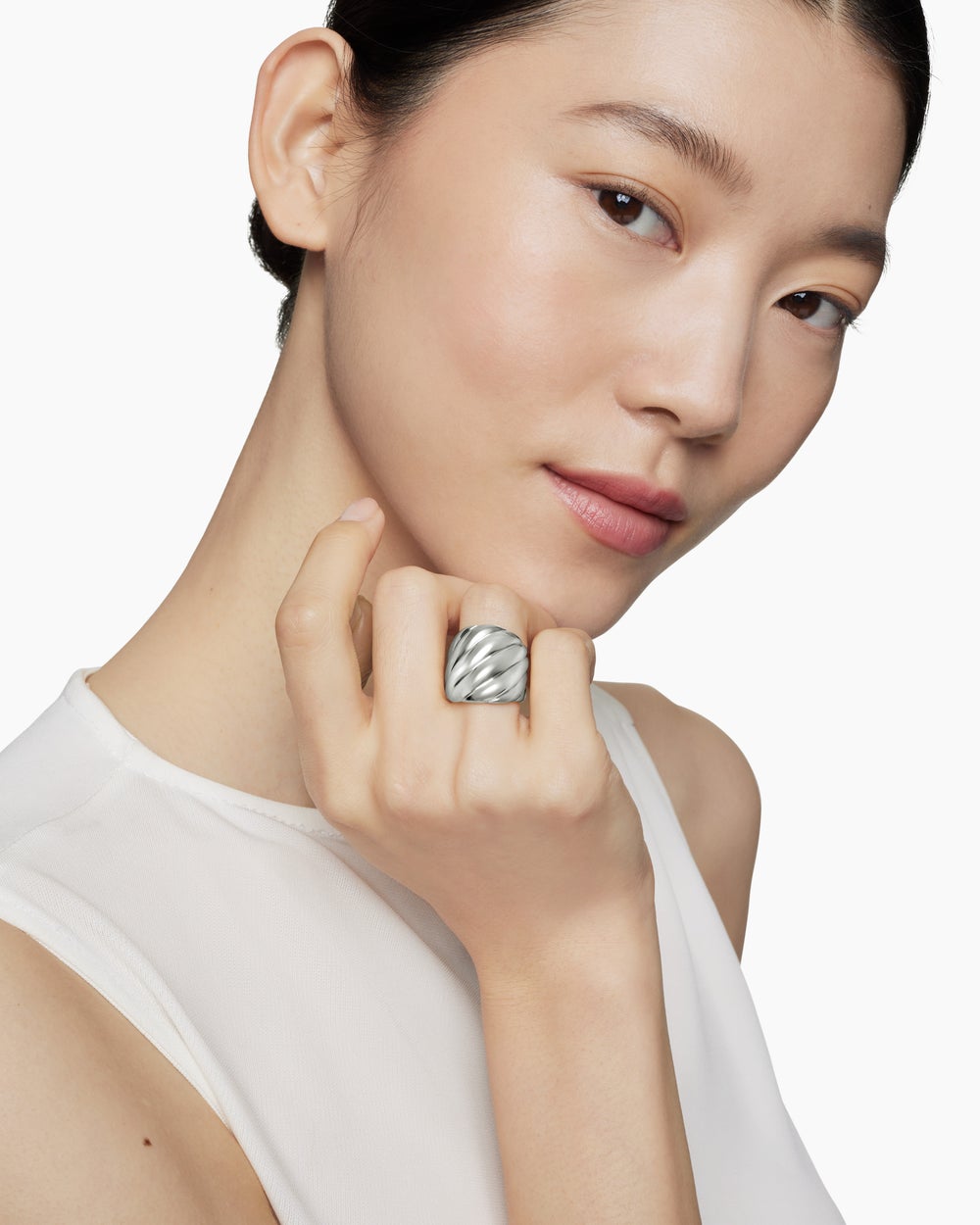 Womens Sculpted Cable Ring in Sterling Silver, 21mm