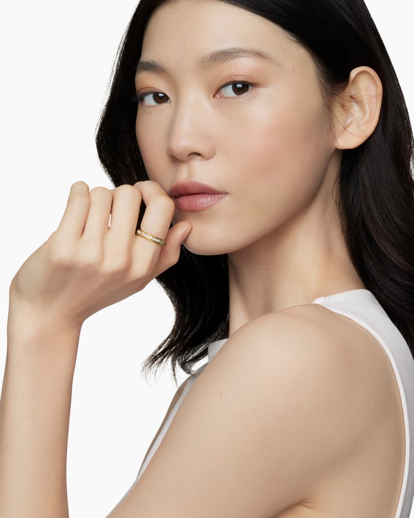 Modern Renaissance Band Ring in 18K Yellow Gold with Diamonds, 4mm