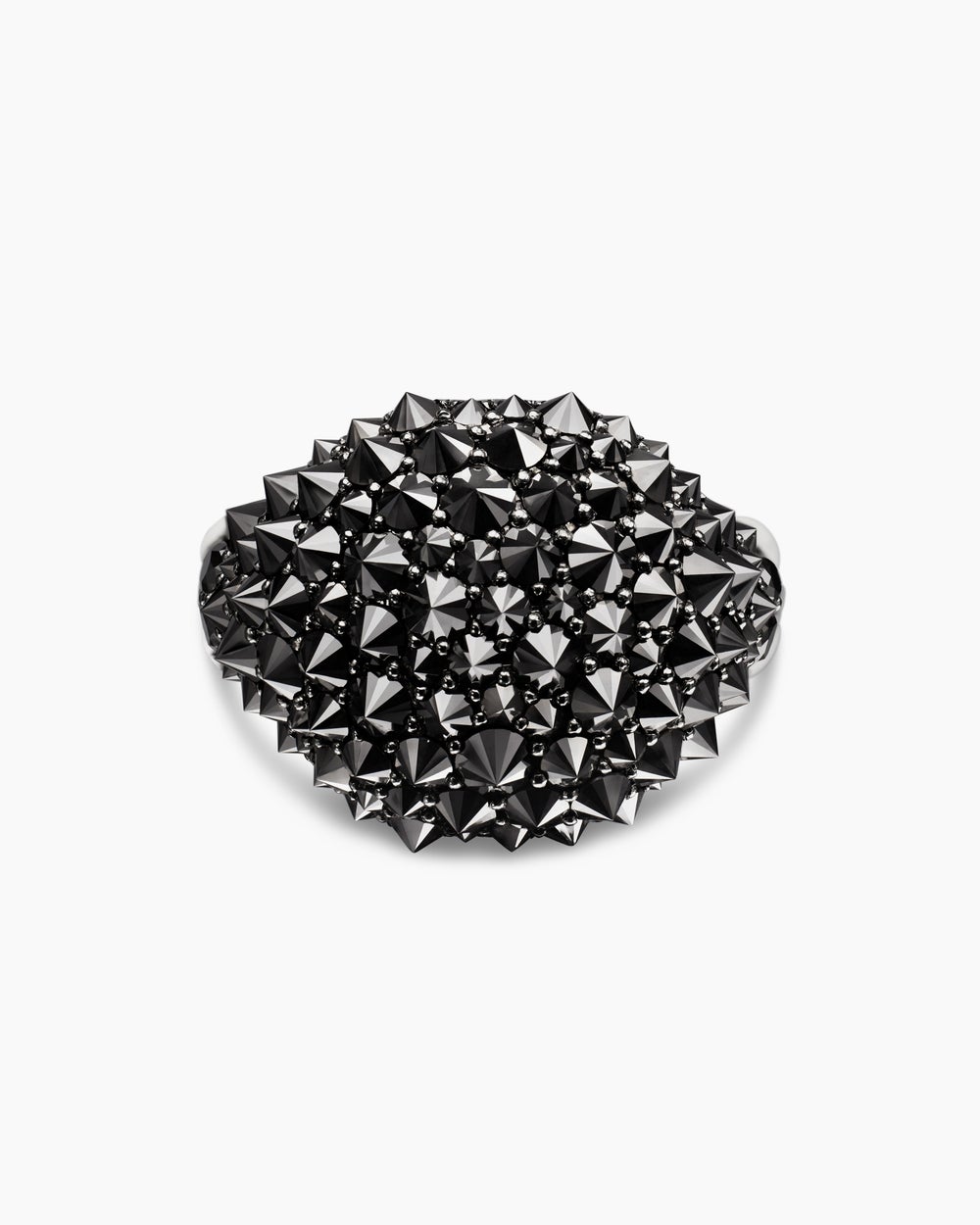 Bague chevalière Pavé à sertissage inversé en or blanc 18 carats avec diamants noirs, 17,5 mm pour femmes