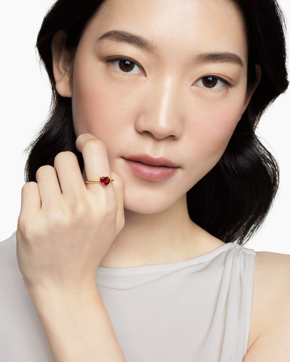 Womens Chatelaine Heart Ring in 18ct Yellow Gold, 7mm