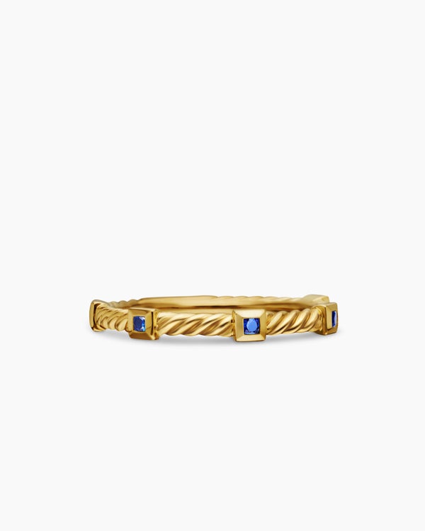 Bague à superposer Cable Collectibles® en or jaune 18 carats avec pavé de saphirs bleus, 2 mm