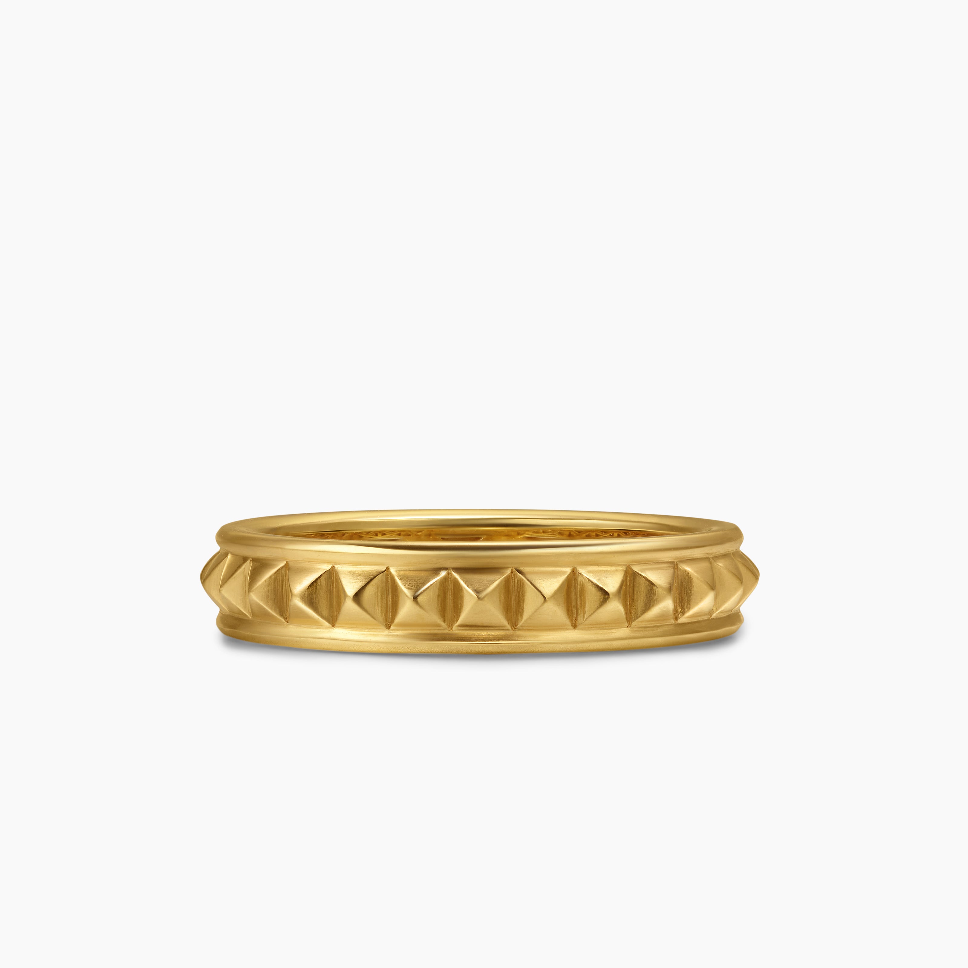 Womens Pyramid Band Ring in 18K Yellow Gold, 4mm