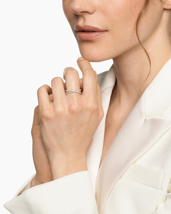 Pavé Crossover Ring in 18K Yellow Gold with Diamonds, 6mm
