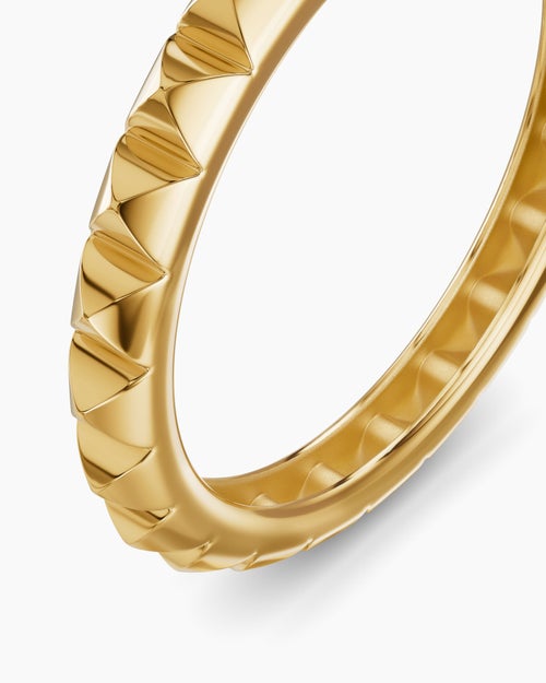 Womens Petite Pyramid Band Ring in 18K Yellow Gold, 2.5mm