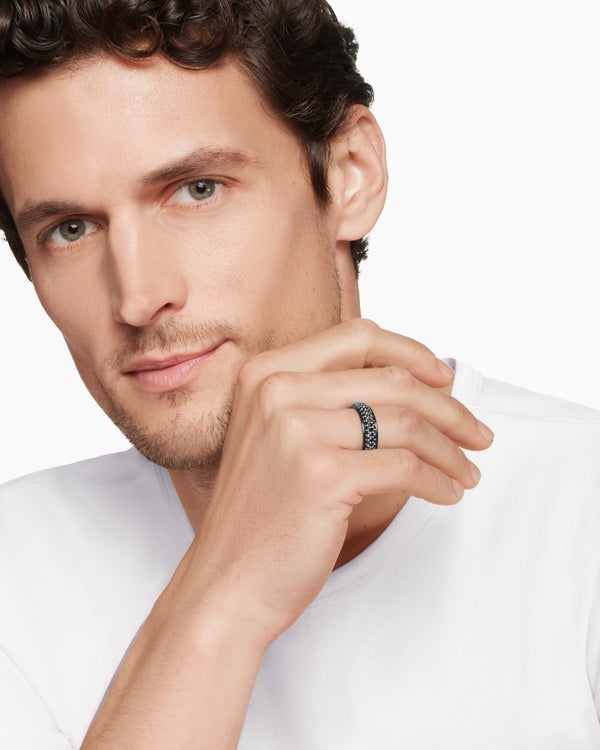 Bague Beveled en titane noir avec demi-pavé, 6 mm