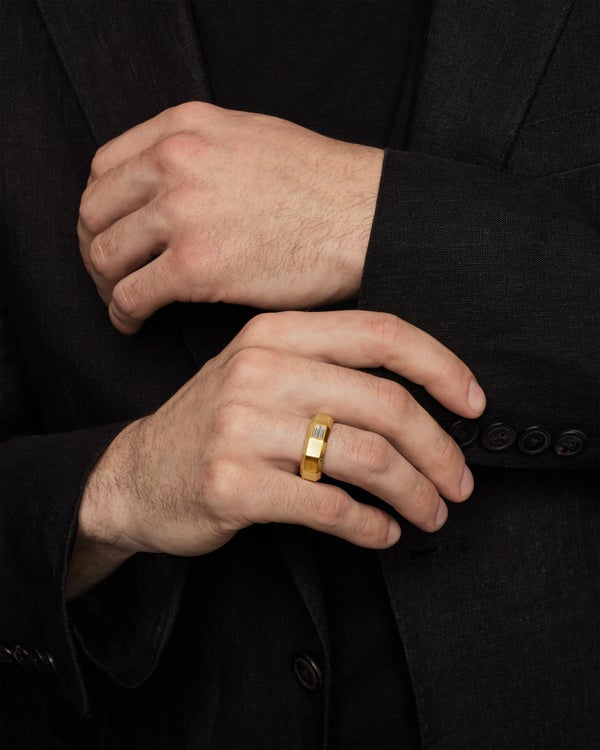 Faceted Band Ring in 18K Yellow Gold with Diamond, 8mm