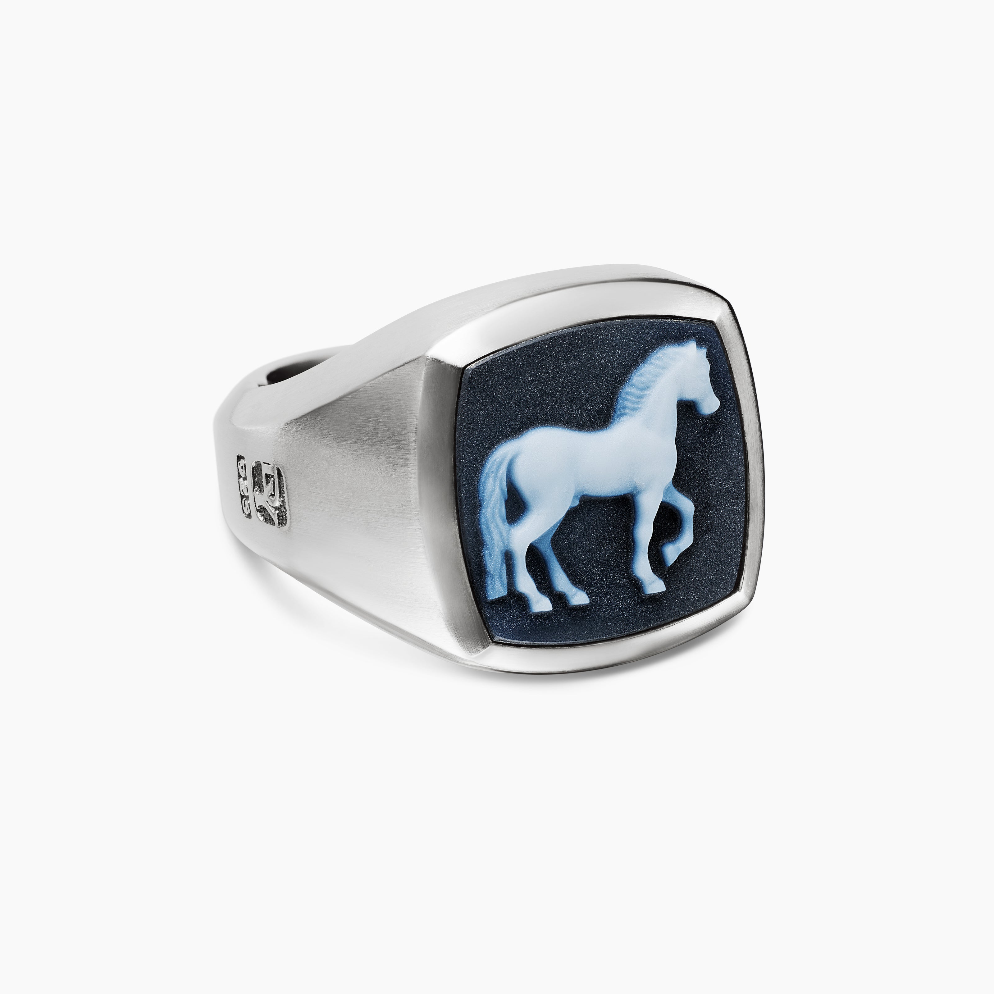 Mens Petrvs&reg; Horse Signet Ring in Sterling Silver with Banded Agate, 18.3mm