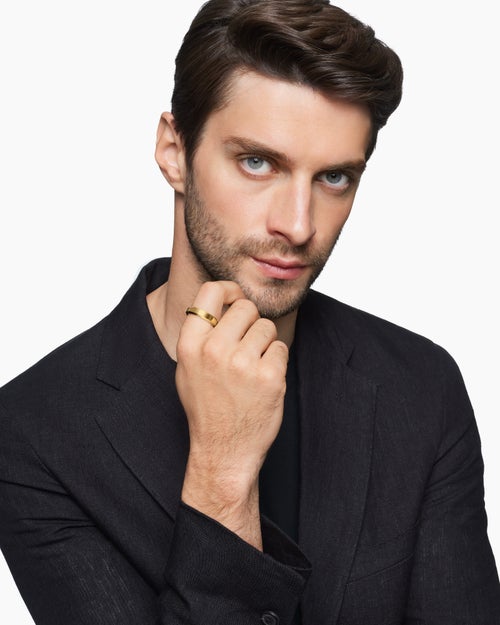 Mens Bevelled Band Ring in 18K Yellow Gold, 6mm