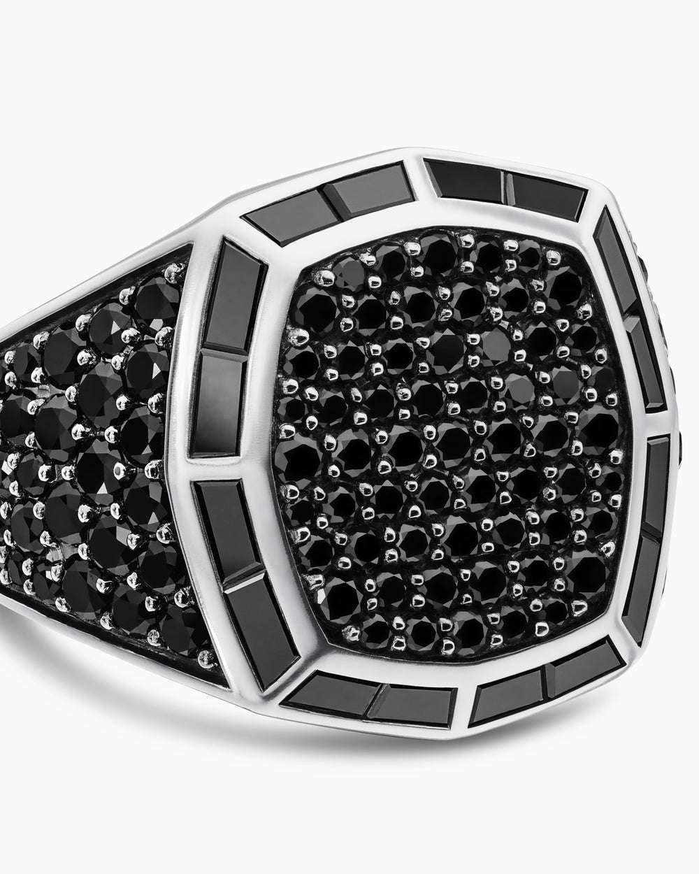 Mens Streamline Signet Ring in 18K White Gold, 25mm