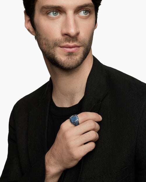 Mens Streamline Signet Ring in 18K White Gold, 25mm