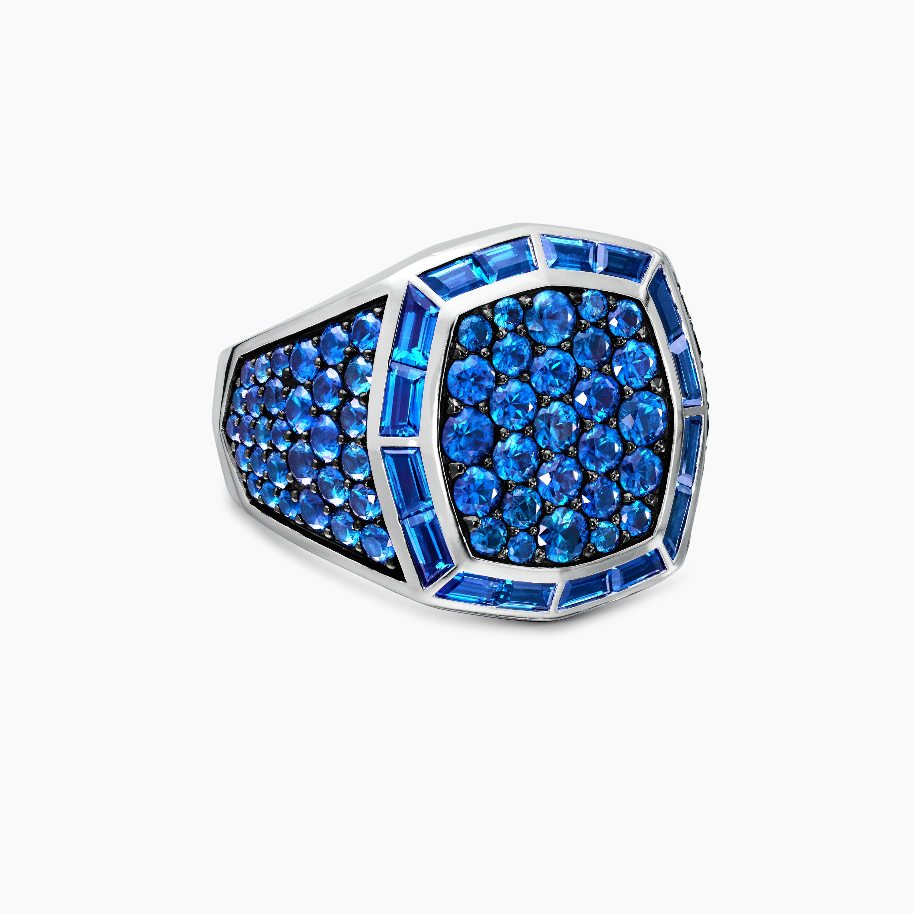 Mens Streamline Signet Ring in 18K White Gold, 25mm
