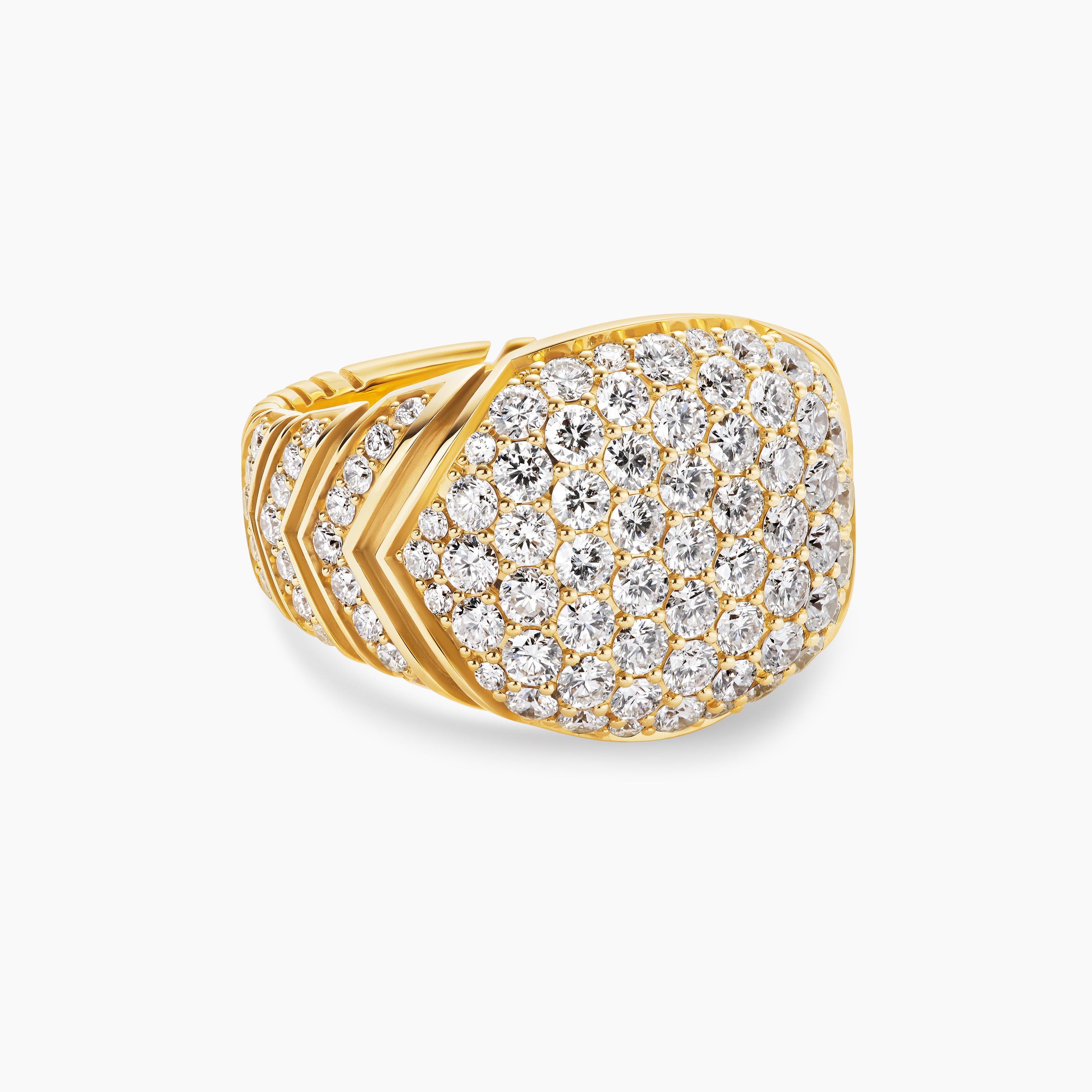 Mens Chevron Signet Ring in 18K Yellow Gold, 18mm