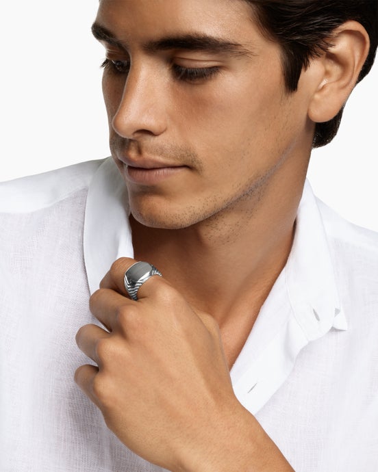 Chevron Signet Ring in Sterling Silver, 18mm