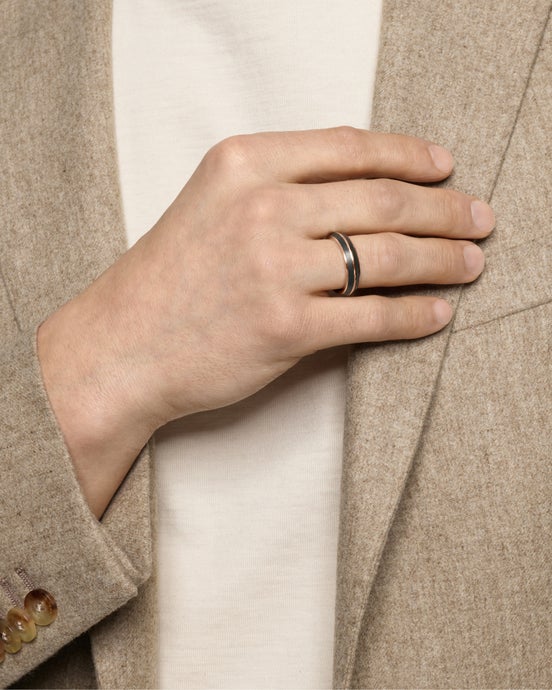 Knife Edge Band Ring in 18ct Rose Gold with Forged Carbon, 6mm