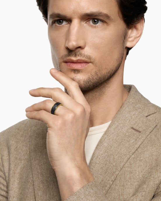 Streamline® Band Ring in 18ct Yellow Gold with Forged Carbon, 8mm