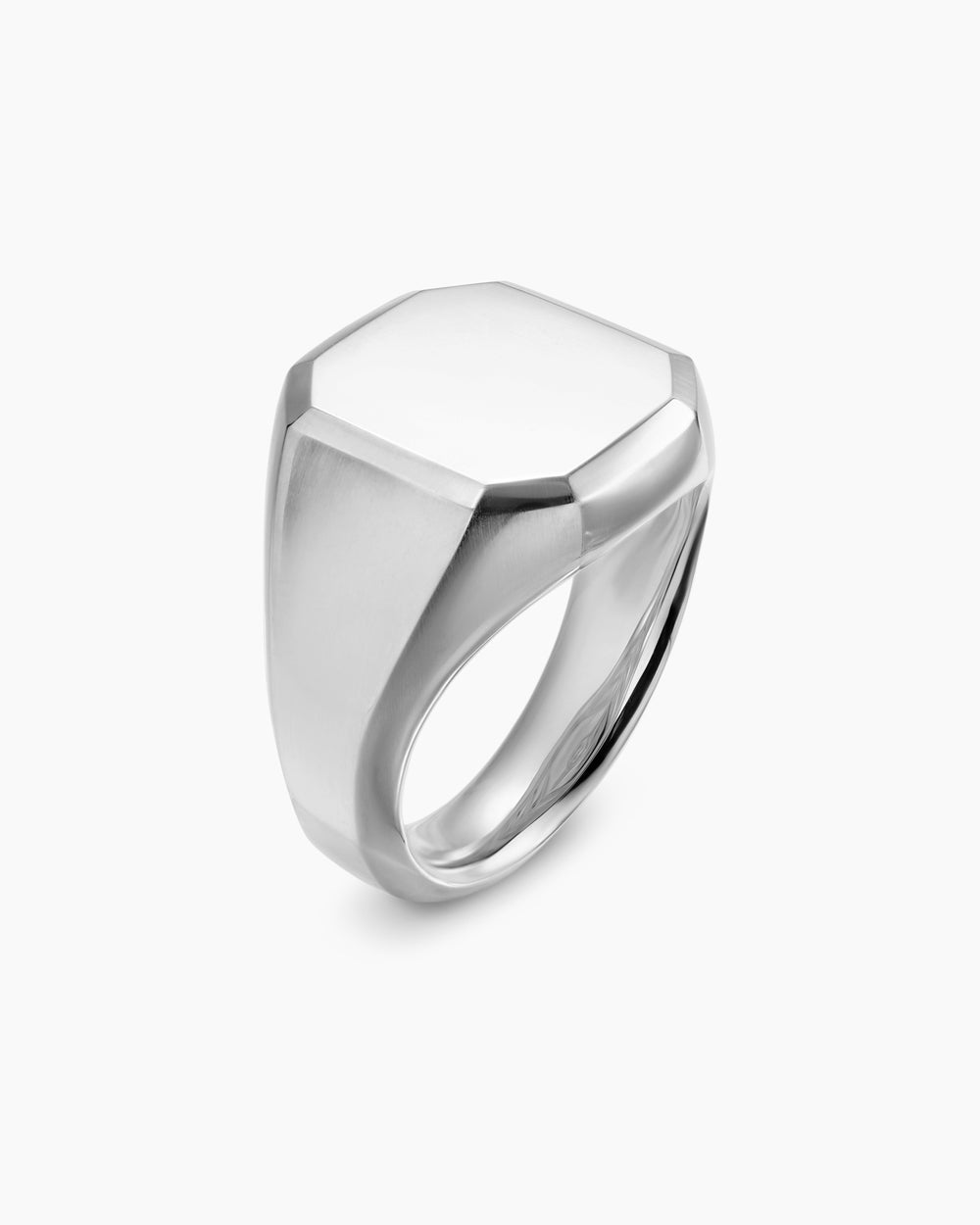 Mens Streamline® Signet Ring in Platinum, 18mm