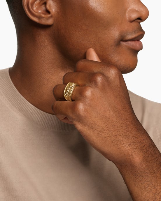 Chevron Three Sided Signet Ring in 18K Yellow Gold, 12.5mm