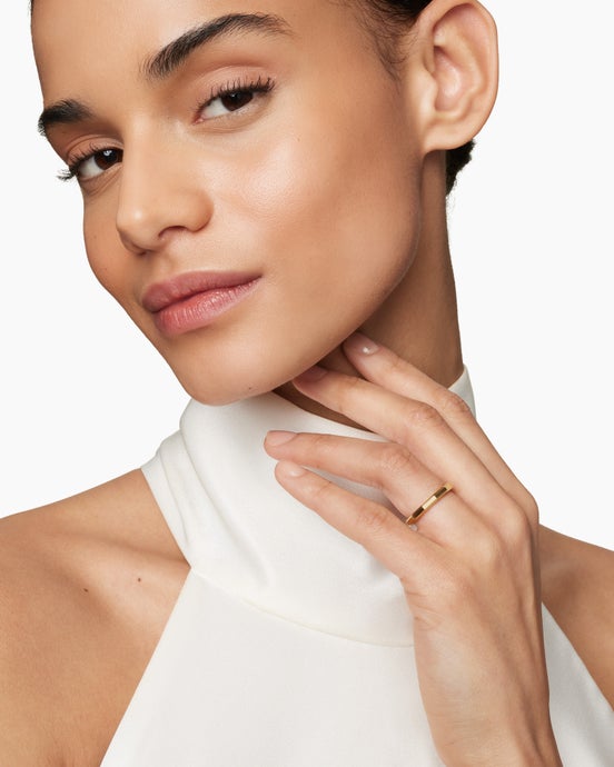 DY Delaunay Faceted Band Ring in 18K Yellow Gold, 2.5mm