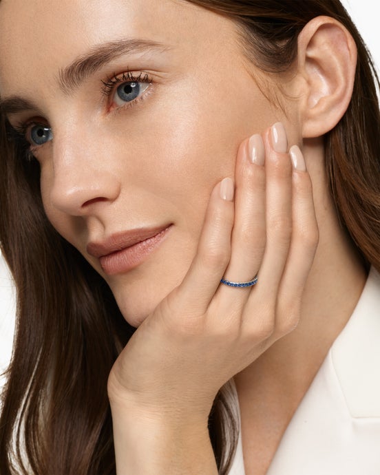 DY Eden Band Ring in Platinum with Sapphires, 2.2mm