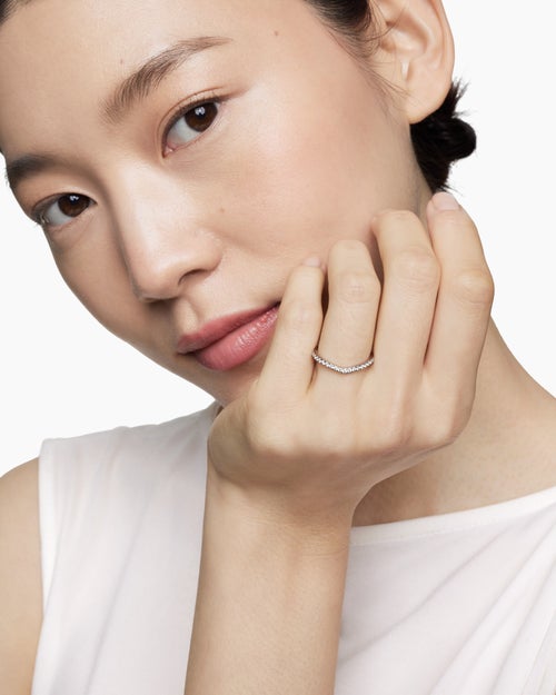 Womens DY Crossover Nesting Band Ring in Platinum with Pavé, 1.9mm