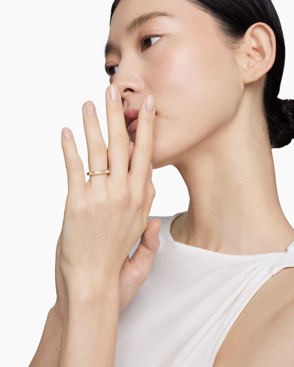 DY Delaunay Band Ring in 18K Yellow Gold with Baguette Diamonds, 3.2mm