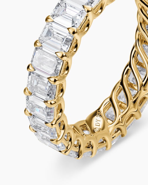 Womens Emerald Cut Band Ring in 18K Yellow Gold with Diamonds, 4.2mm