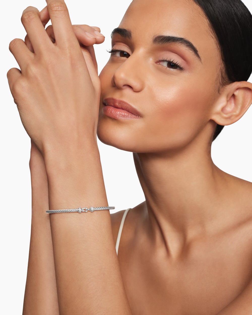 Womens Buckle Classic Cable Bracelet in Sterling Silver with Diamonds, 3mm