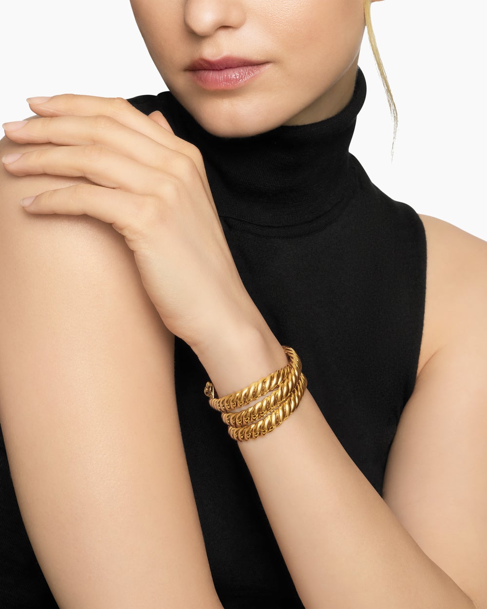 Womens Sculpted Cable Triple Wrap Bracelet in 18K Yellow Gold, 8.5mm