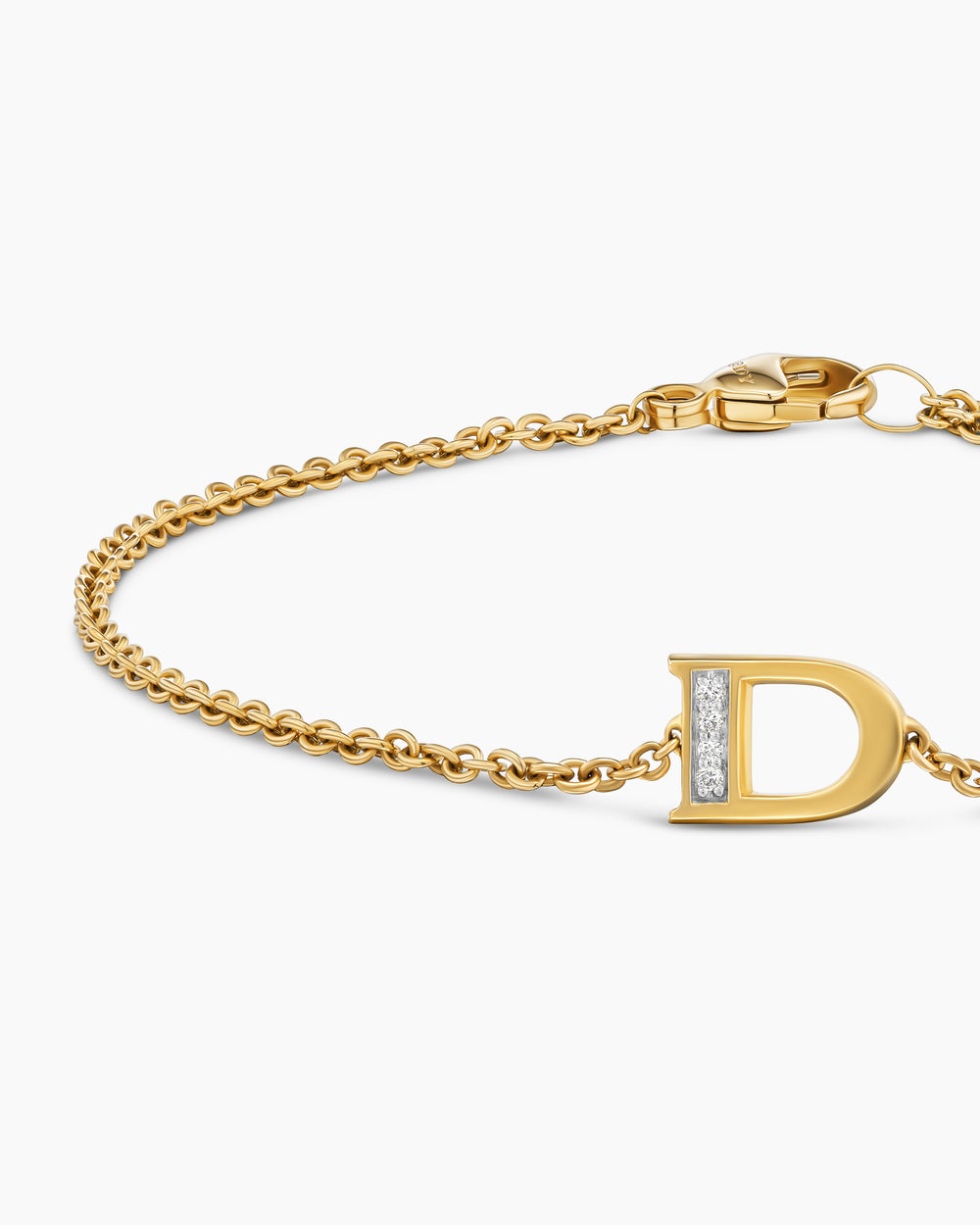 Bracelet-chaînette avec initiale Petite Pavé en or jaune 18 carats avec D en diamants femmes