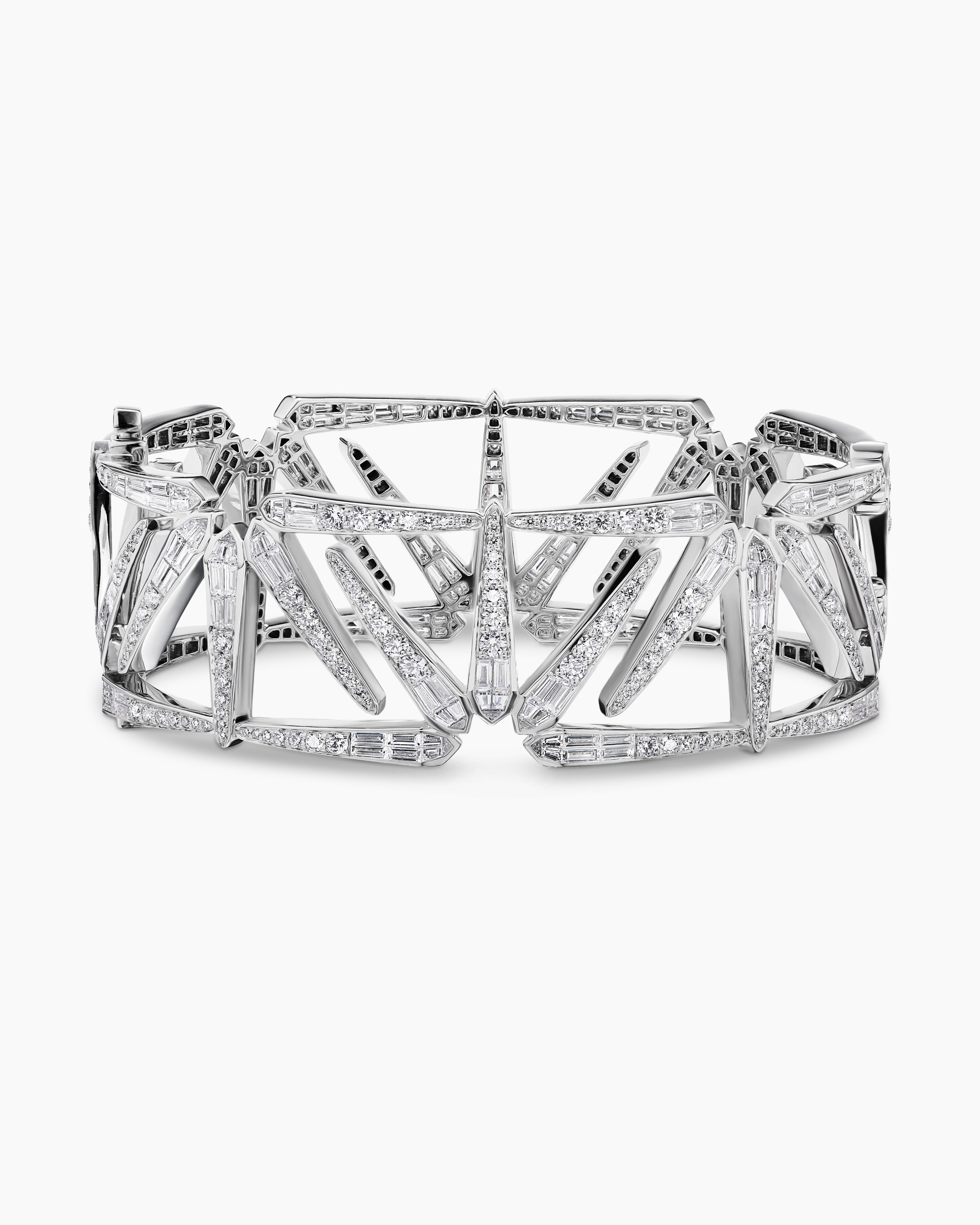 Womens Liberty Bracelet in White Gold with Diamonds