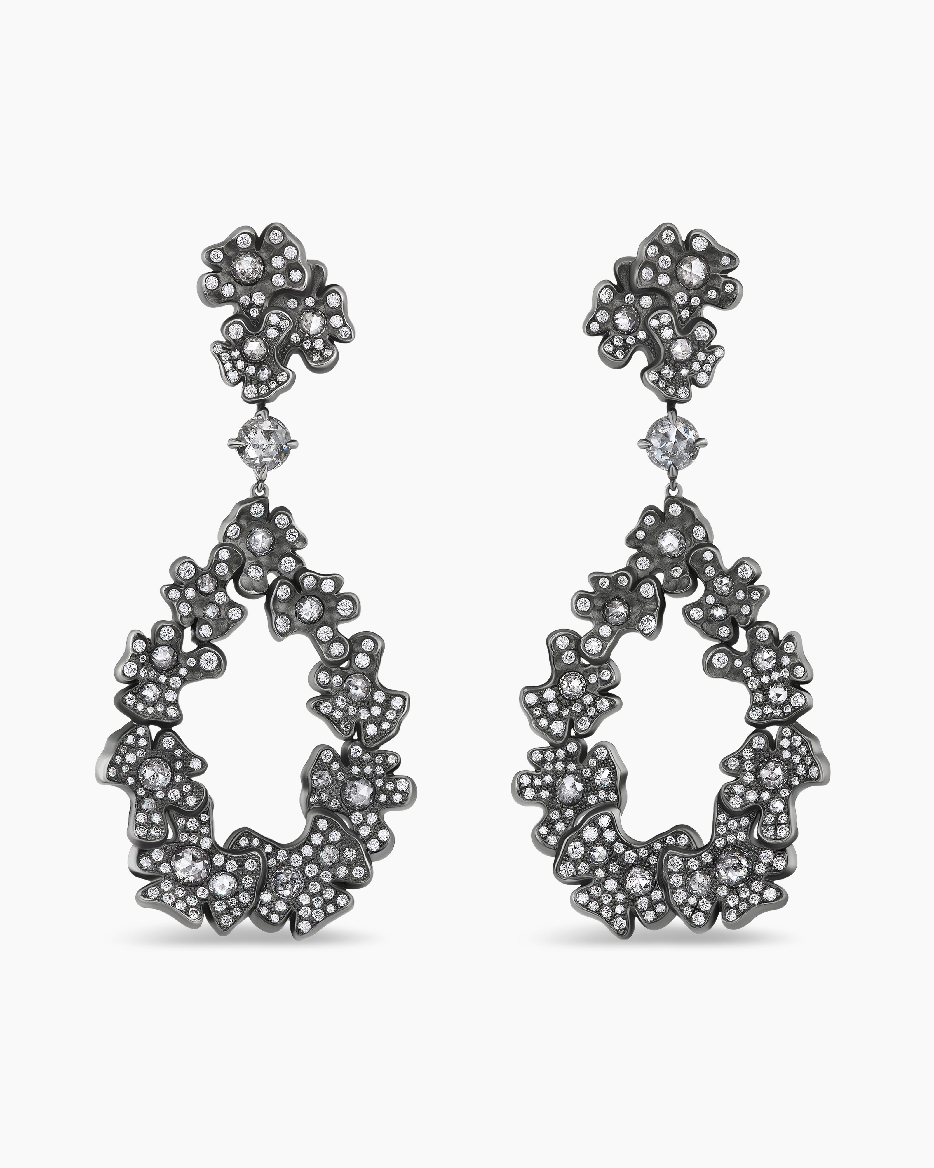 Boucles d&rsquo;oreilles Petals en or blanc avec rhodium noir et diamants femme 