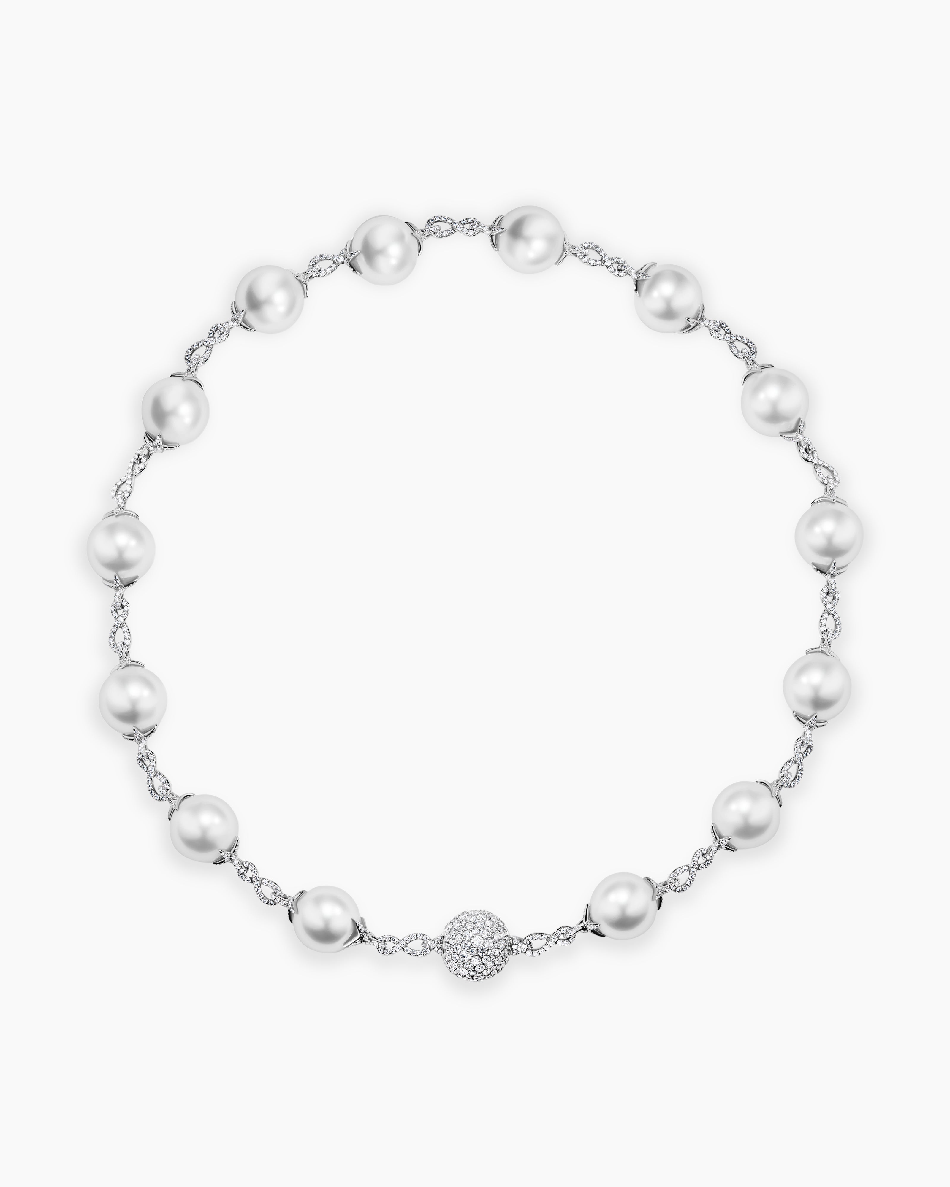 Womens DY Lumina Pearl Classic Necklace in White Gold with Diamonds